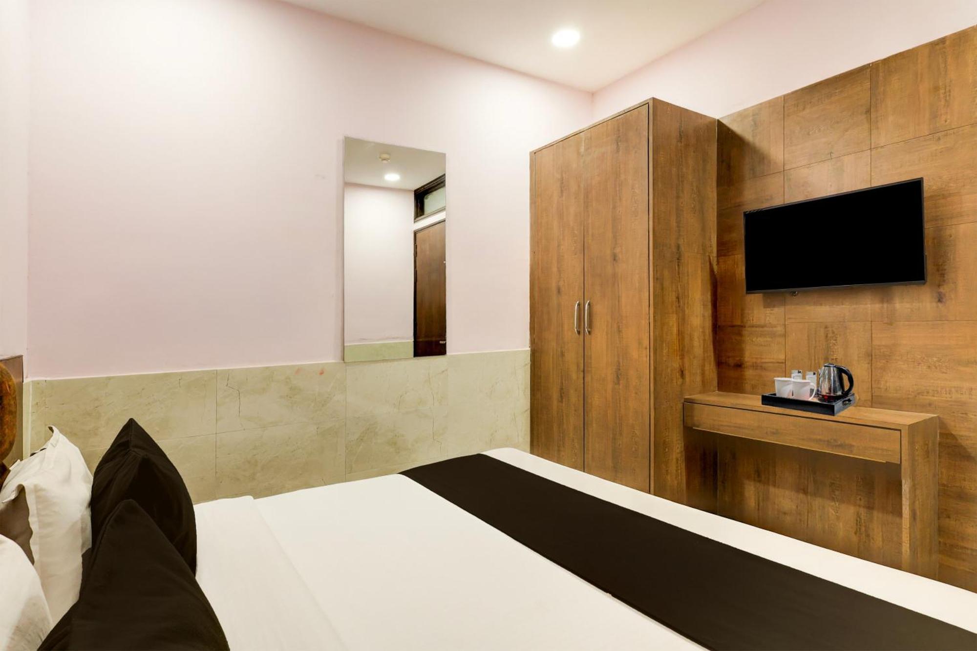 Super Hotel O Alipur Narela المظهر الخارجي الصورة