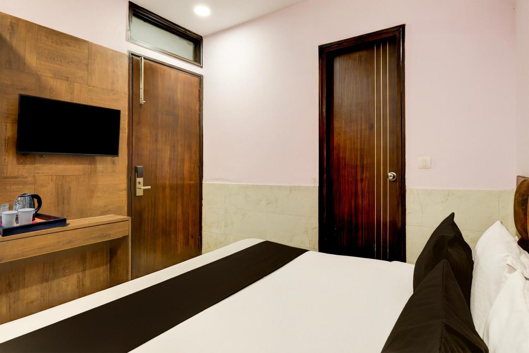 Super Hotel O Alipur Narela المظهر الخارجي الصورة